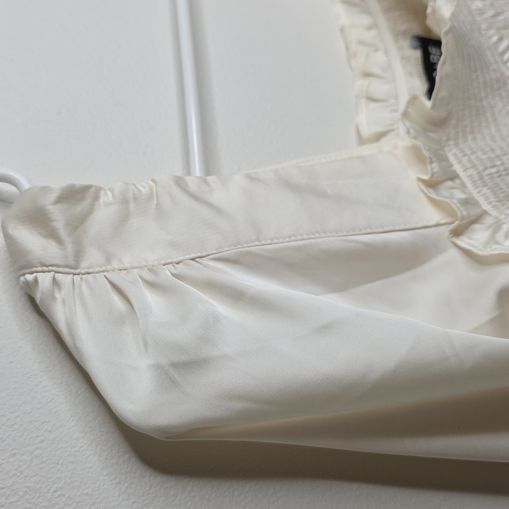Do+Be Cream Ruffled Blouse Medium - image 3